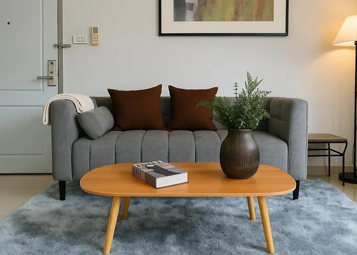 Cozy Retreat In Ekkamai Apartment *